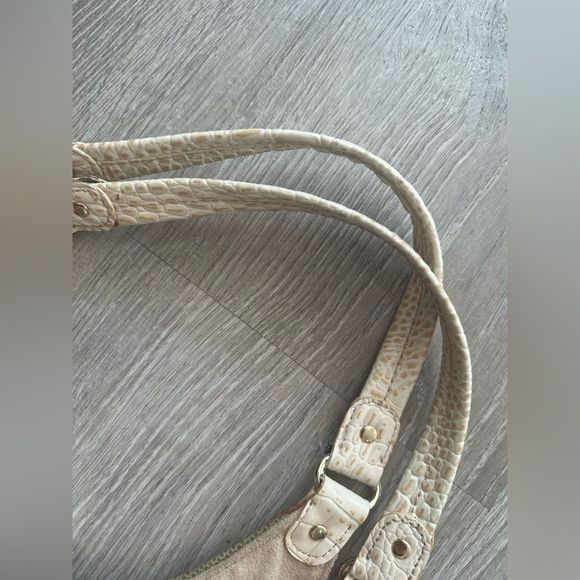 Lucidity faux crocodile purse - Picture 5 of 6